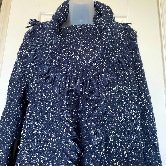 Big Collar Sweater, Blue with White Speckles. - Picture 2 of 6